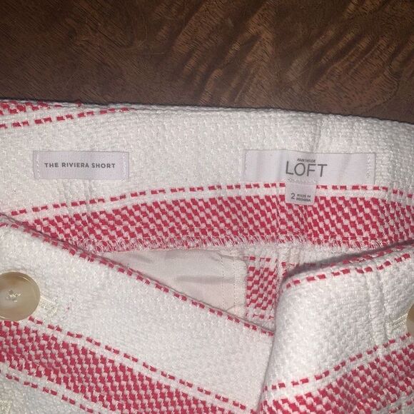 Loft nautical red & white flat front 2 vacationcore Riviera shorts - Picture 3 of 3